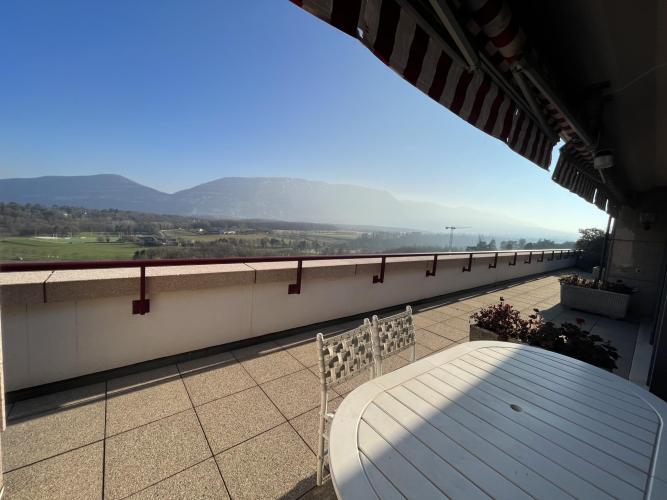 10 Rooms Flat, Penthouse